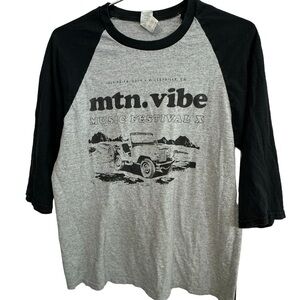 Mountain Mtn Vibe Wilseyville CA Music Festival X Jeep 2019 T-Shirt Mens M
